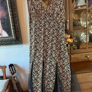 Elegant Black and Gold Lace Midi Dress